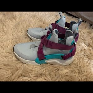Nike air huarache city
